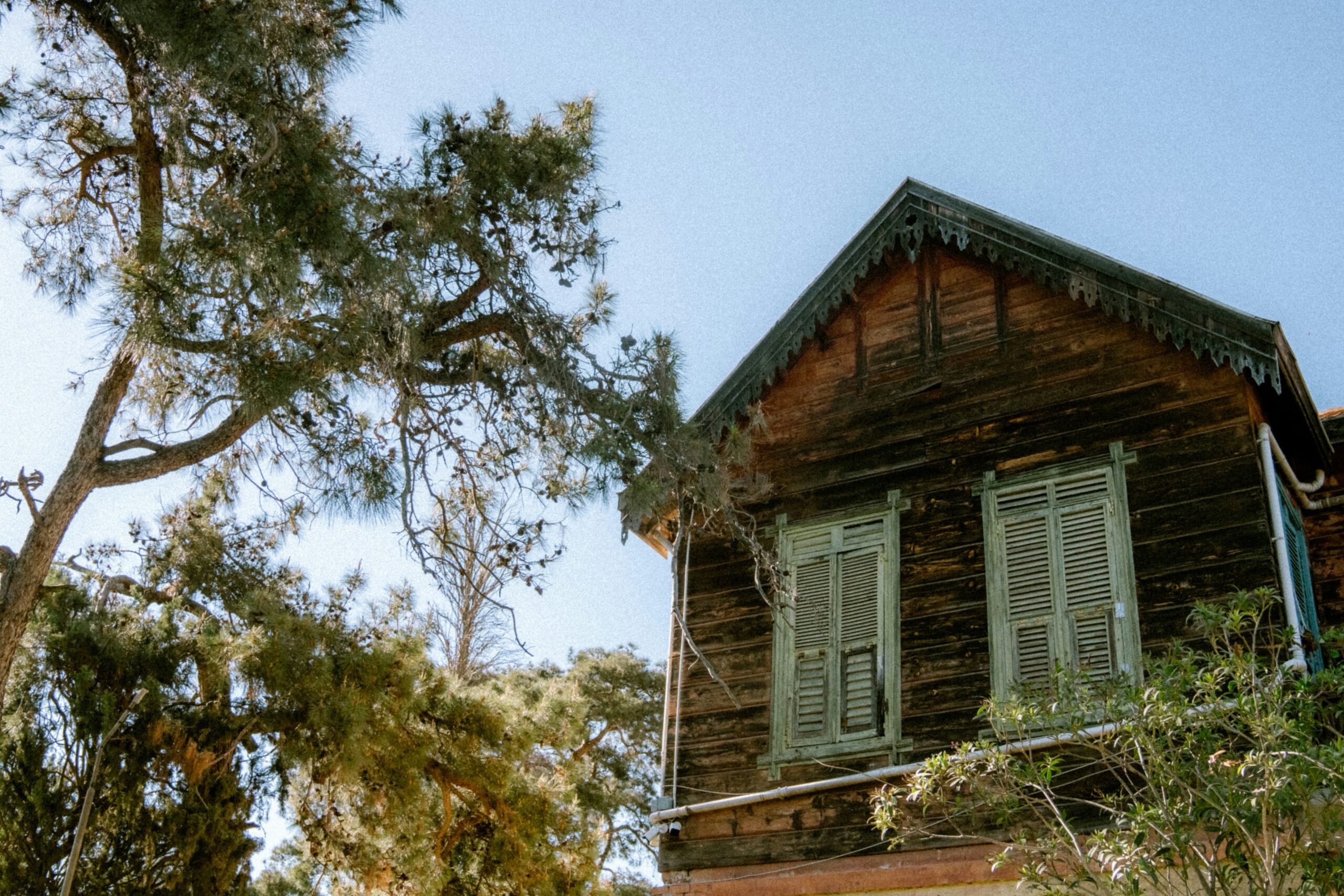Historical Preservation Tips: How to Protect the Charm of Historic Vacation Rentals