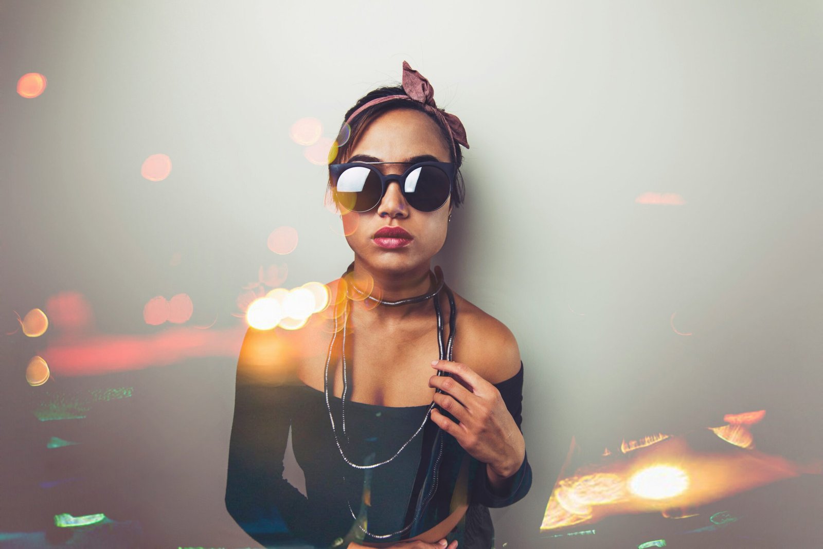 Vintage Clothing Styling: Elevate Your Historic Vacation Rental Experience