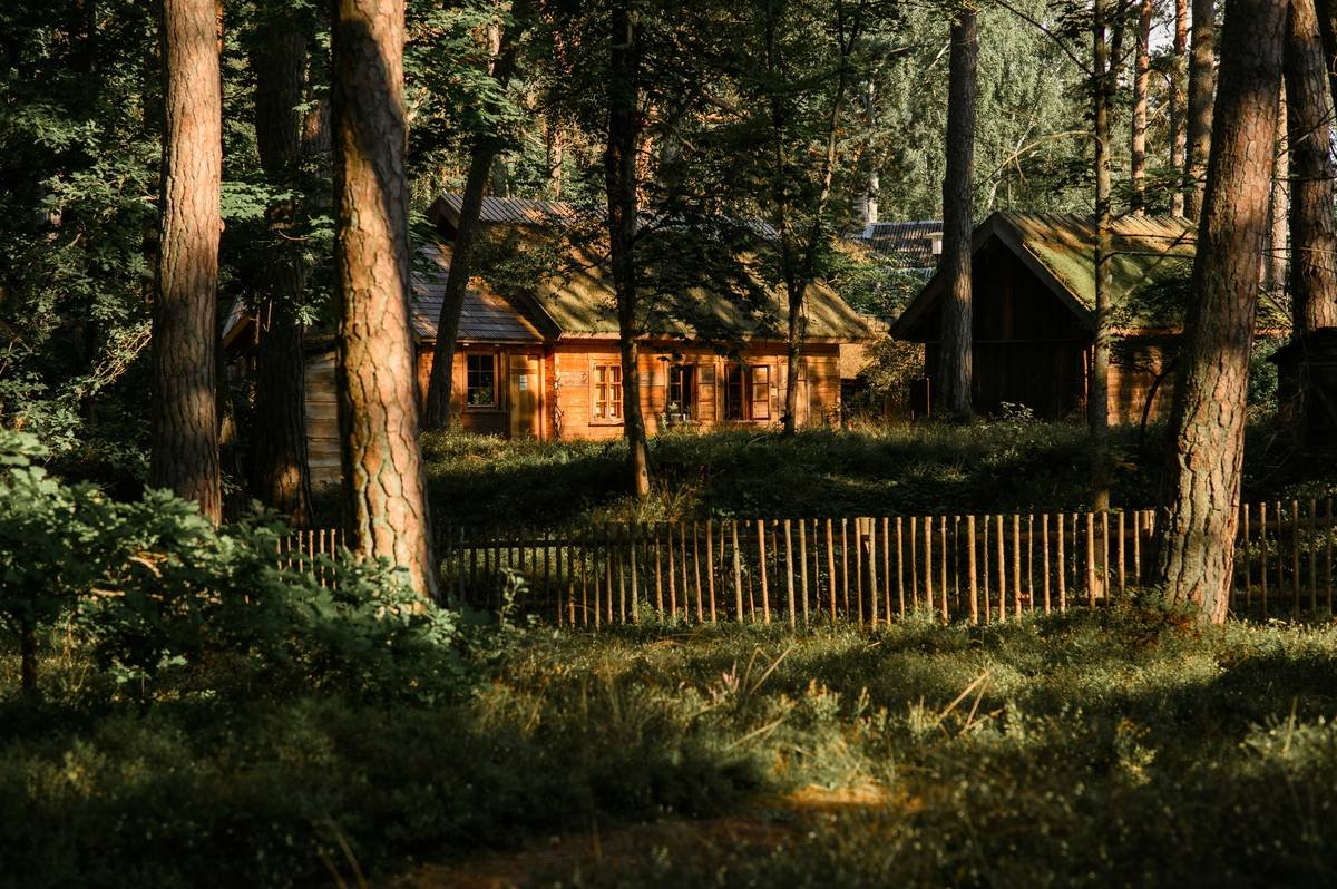 Time Machine Lodging: Stay in the Past with Historic Vacation Rentals