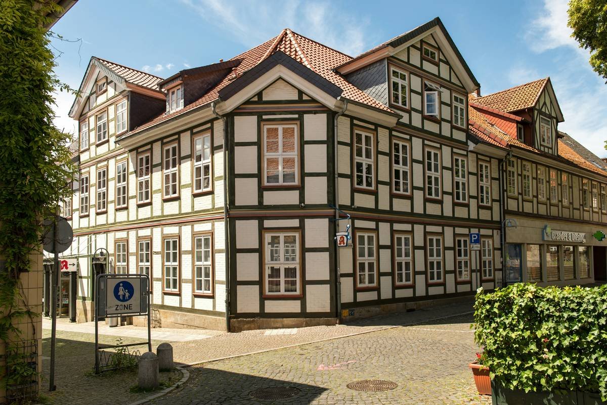 Why Your Next Getaway Should Be a Heritage Inn Rent—Not Just Any Airbnb