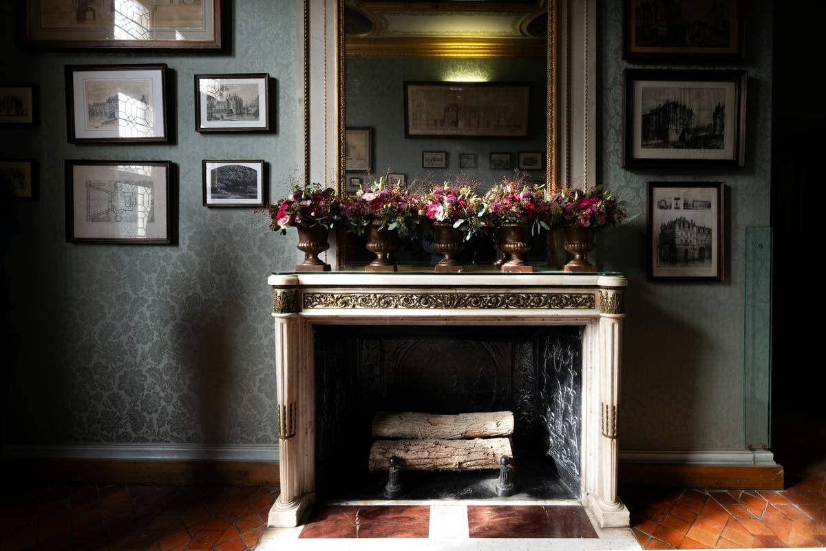 Why Your Next Getaway Should Be a Time Antique Home (And How to Book One Without Regretting It)
